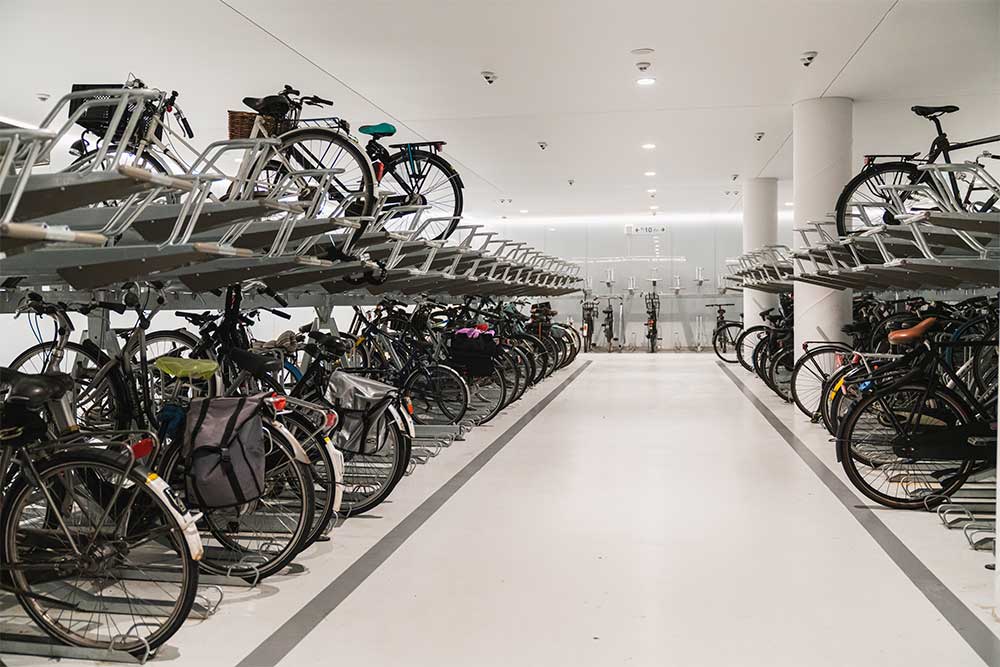 Närbild cyklar